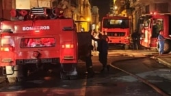 Vecinos de una familia fallecida en un incendio en La Habana critican la respuesta tardía de los servicios de emergencia Vecinos de una familia fallecida en un incendio en La Habana critican la respuesta tardía de los servicios de emergencia