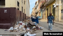 Un vertedero de basura en una calle de La Habana / Imagen de archivo