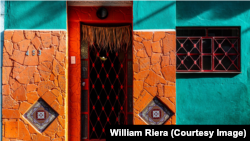 "Kaleidoscope", una exposición del artista visual cubano William Riera.