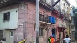 Ivette Pacheco habló con un vecino del lugar Ivette Pacheco habló con un vecino del lugar