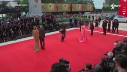 Info Martí | “Blonde” hace su debut en Estados Unidos Info Martí | “Blonde” hace su debut en Estados Unidos