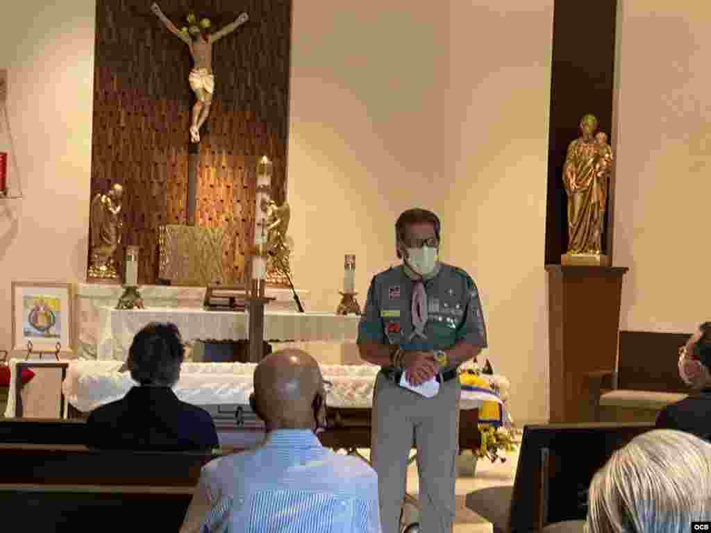 Miembro de los Boys Scouts recuerda la labor del Padre Carrillo en esa agrupación.