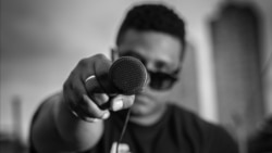 Entrevista al músico Osvaldo Navarro, coordinador del proyecto Di.Verso. Entrevista al músico Osvaldo Navarro, coordinador del proyecto Di.Verso.