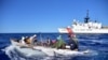Un grupo de balseros cubanos fue interceptado por la Guardia Costera a unas 40 millas al sur de Long Key, Florida (Foto: USCG/Erik Villa-Rodríguez)
