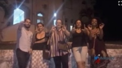 Arrestados artistas y activistas cubanos en festival independiente de poesía Arrestados artistas y activistas cubanos en festival independiente de poesía