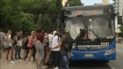 Imágenes de la crisis del Transporte y declaraciones de Díaz-Canel (VIDEO) Imágenes de la crisis del Transporte y declaraciones de Díaz-Canel (VIDEO)