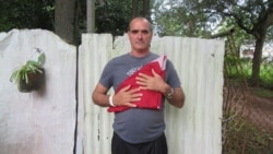 Opositor critica reforma constitucional en una de las asambleas Opositor critica reforma constitucional en una de las asambleas