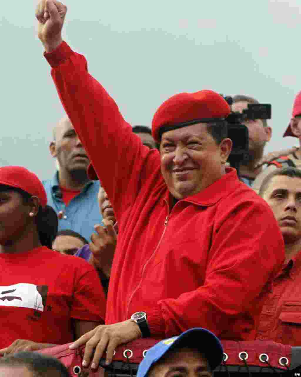 Hugo Chávez durante una caravana electoral en San Juan de los Morros, Venezuela el 18 de julio del 2012