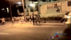 Protestan frente al Partido Comunista de Santiago de Cuba para exigir agua Protestan frente al Partido Comunista de Santiago de Cuba para exigir agua