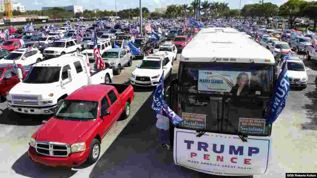 Caravana de apoyo a la reelección del Presidente Donald Trump en Miami.