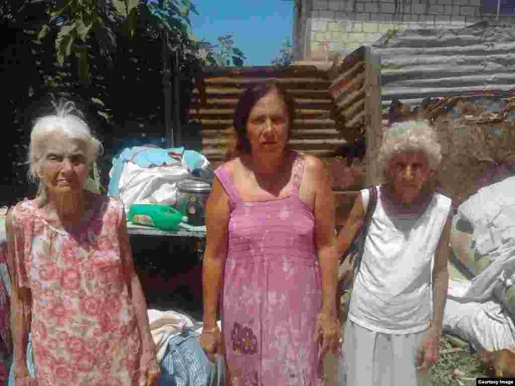 Hortensia Alfonso Vega fue desalojada junto a sus familiares.