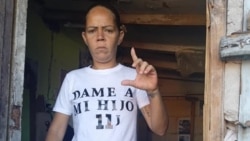 Bárbara Farrat en su casa en La Habana