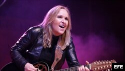 Melissa Etheridge.