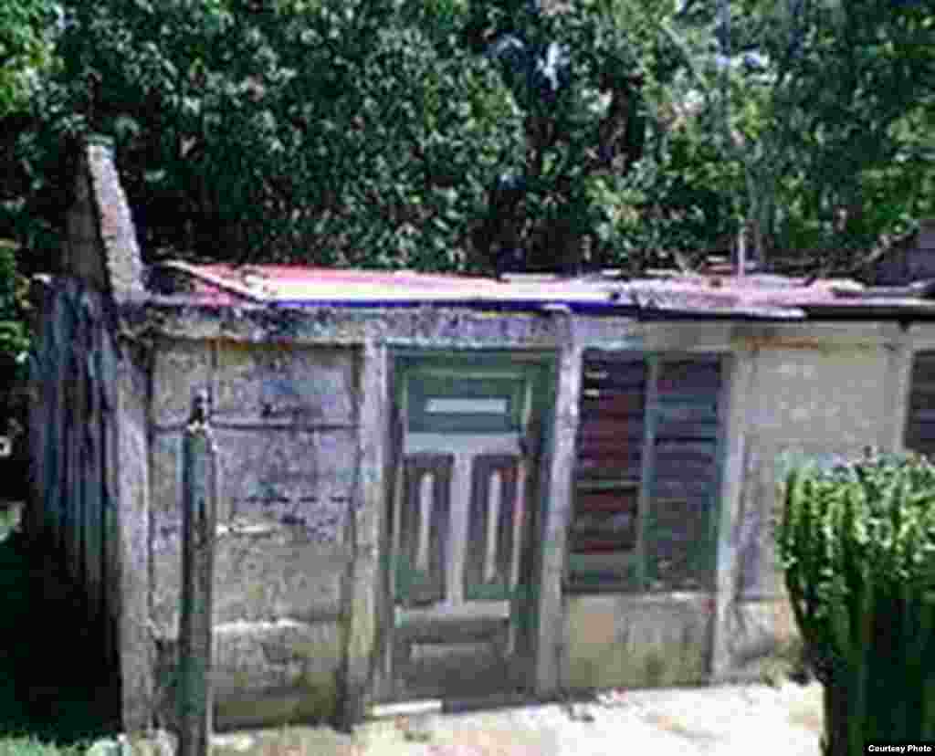 Las condiciones de vida de los pobladores del  barrio San Diego en  Bahía Honda, situado en la costa norte cubana  ha sido captada por el lente de Rodrigo Alberto Rodríguez Verdecia de la Red Cubana de Comunicadores.