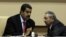 ARCHIVO. Raúl Castro conversa con su homólogo venezolano, Nicolás Maduro.