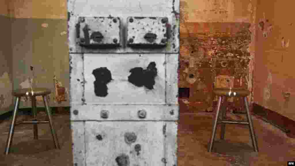 Parte de la exposición, de los nuevos trabajos creados específicamente para Alcatraz "@Large: Ai Weiwei on Alcatraz", en la antigua prisión de Alcatraz, en la Bahía de San Francisco, California.