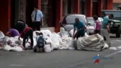 Caída del bolívar agudiza crisis económica en Venezuela Caída del bolívar agudiza crisis económica en Venezuela