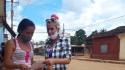 Detenidos y multados por repartir pensamientos martianos Detenidos y multados por repartir pensamientos martianos