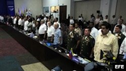 Extrema izquierda: El entonces canciller de Venezuela Nicolás Maduro asiste a la reunión de ministros de la Unasur en mayo de 2012 en Cartagena (Colombia).