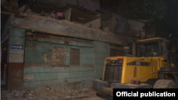 Medios oficiales divulgaron esta imagen del derrumbe en la esquina de las calles Monte y Angeles.