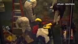 El aeropuerto trata de recuperar la normalidad 3 días después de la matanza El aeropuerto trata de recuperar la normalidad 3 días después de la matanza