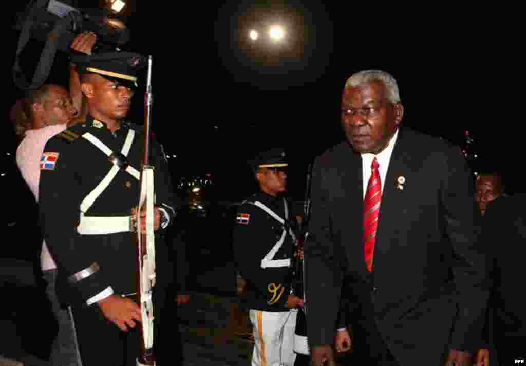 El vicepresidente de Cuba, Esteban Lazo, llega el miércoles 15 de agosto de 2012, al Palacio Nacional de Santo Domingo (República Dominicana),