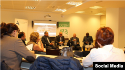 Presentación en Madrid del Registro de Asociaciones de Cuba. www.asociacionescuba.org. Foto Tomada del Twitter del Observatorio Cubanos de DDHH