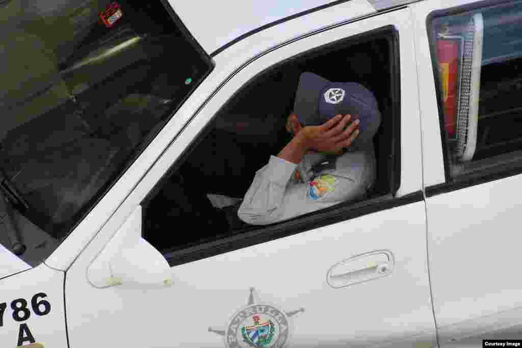 Operativo policial contra las Damas de Blanco.