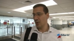 Opositor cubano llega a Miami tras meses de prohibición de salida del país Opositor cubano llega a Miami tras meses de prohibición de salida del país