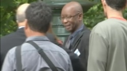 Opositores cubanos asisten a Foro 2000 en Praga Opositores cubanos asisten a Foro 2000 en Praga