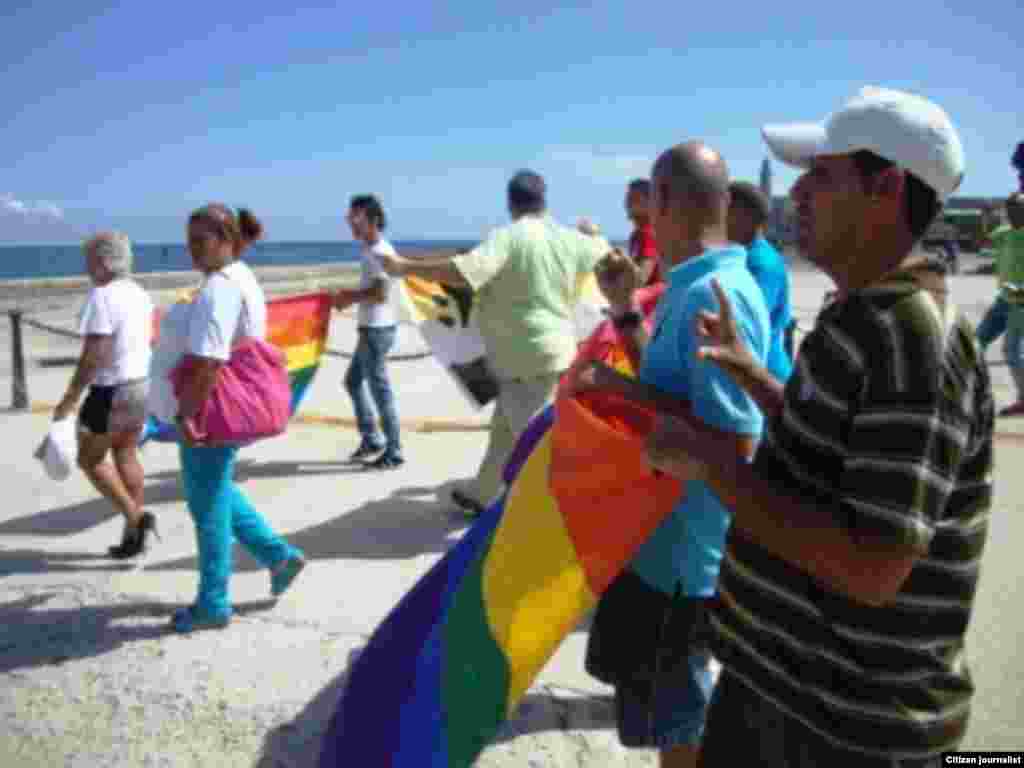 LGTB celebra Día del Orgullo Gay 