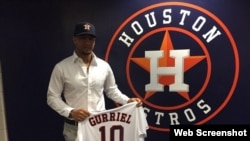 Yulieski "Yuli" Gurriel, primera base de los Astros de Houston.