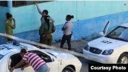 Foto Archivo. El activista Angel Moya fotografió un operativo de más de 24 horas frente a la sede de las Damas de Blanco.