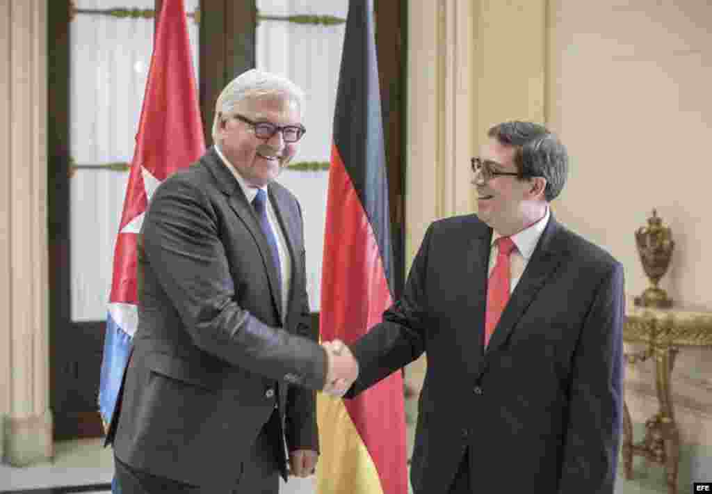Steinmeier visita Cuba para mejorar el vínculo bilateral entre ambos países y apoyar el proceso de apertura en la isla.