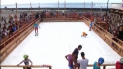 Es la obra de un artista estadounidense que representa el deshielo de las relaciones Es la obra de un artista estadounidense que representa el deshielo de las relaciones