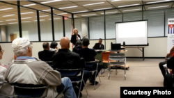 Simposio Castrismo y los medios sociales