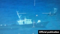 La tripulación del guardacostas William Trump repatrió a 22 migrantes cubanos a Cuba el 14 de mayo de 2021.