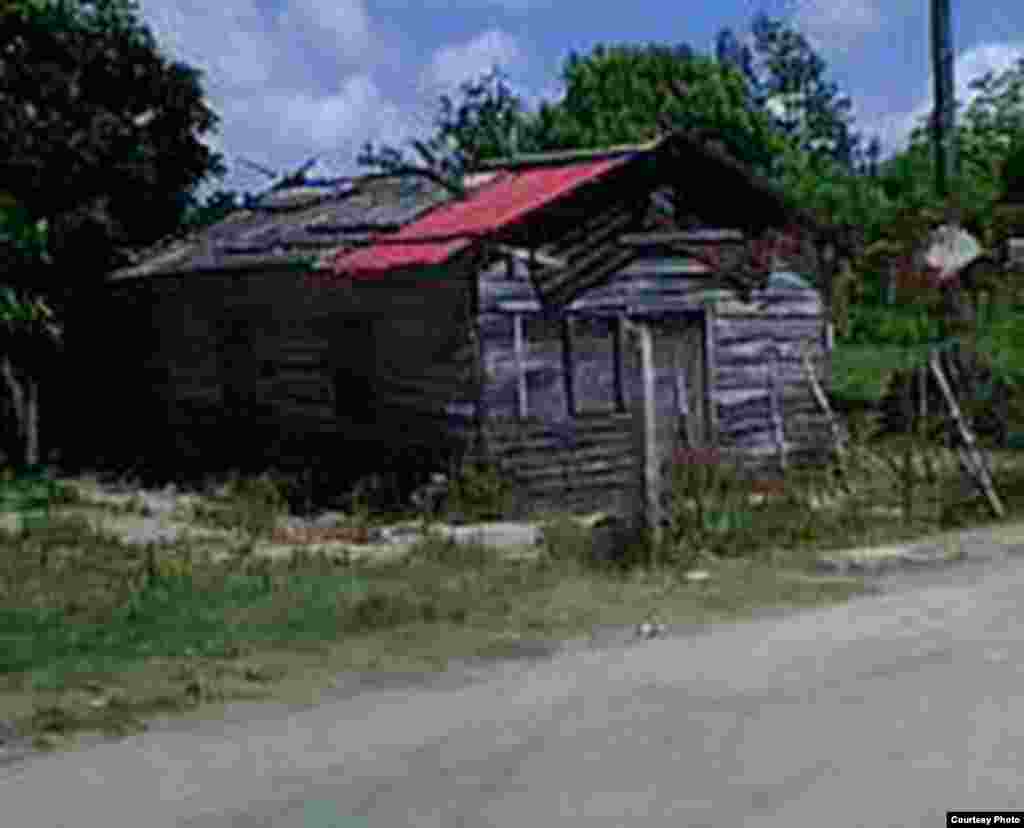 Las condiciones de vida de los pobladores del  barrio San Diego en  Bahía Honda, situado en la costa norte cubana  ha sido captada por el lente de Rodrigo Alberto Rodríguez Verdecia de la Red Cubana de Comunicadores.