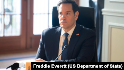 El secretario Marco Rubio participa en una sesión de ministros de Asuntos Exteriores del G7 en Charlevoix, Canadá, el 13 de marzo de 2025. (Foto oficial del Departamento de Estado por Freddie Everett)