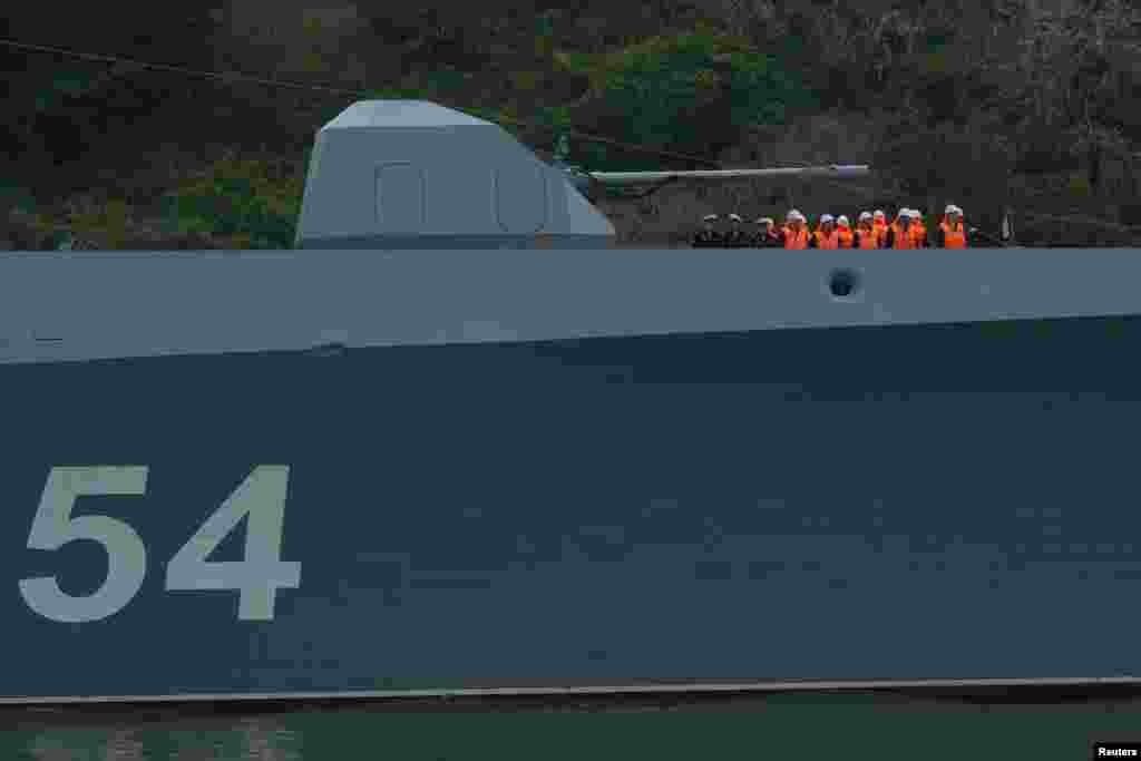 Los marines rusos del Admiral Gorshkov en La Habana. REUTERS/Alexandre Meneghini