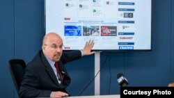 Juan Antonio Blanco, presidente de la Fundación para los Derechos Humanos en Cuba, en conferencia de Prensa ofrecida en la FHRC (Miami, 26 de abril de 2018).