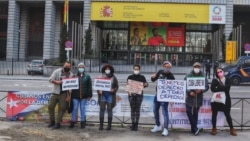 Cubanas reclaman desde España una Ley Integral contra la violencia de género en la isla Cubanas reclaman desde España una Ley Integral contra la violencia de género en la isla