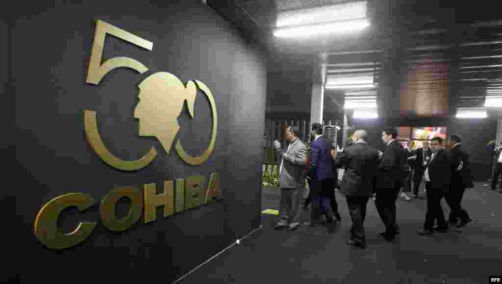 Vista general de la cena de subasta durante la clausura del Festival de Habanos 2016 en La Habana (Cuba).