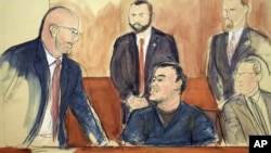 Jesús Reynaldo Zambada, del Cartel de Sinaloa, testifica en juicio contra Joaquín "El Chapo" Guzmán.