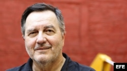 El escritor chileno Roberto Ampuero.