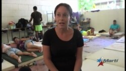 Traficantes abandonan a cubanos en una playa desierta Traficantes abandonan a cubanos en una playa desierta