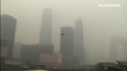 China emite la primera alerta roja por contaminación China emite la primera alerta roja por contaminación