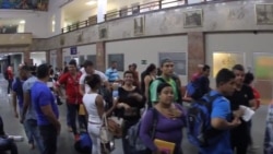 Cubanos en Panamá viajarán a México aunque no tengan dinero Cubanos en Panamá viajarán a México aunque no tengan dinero