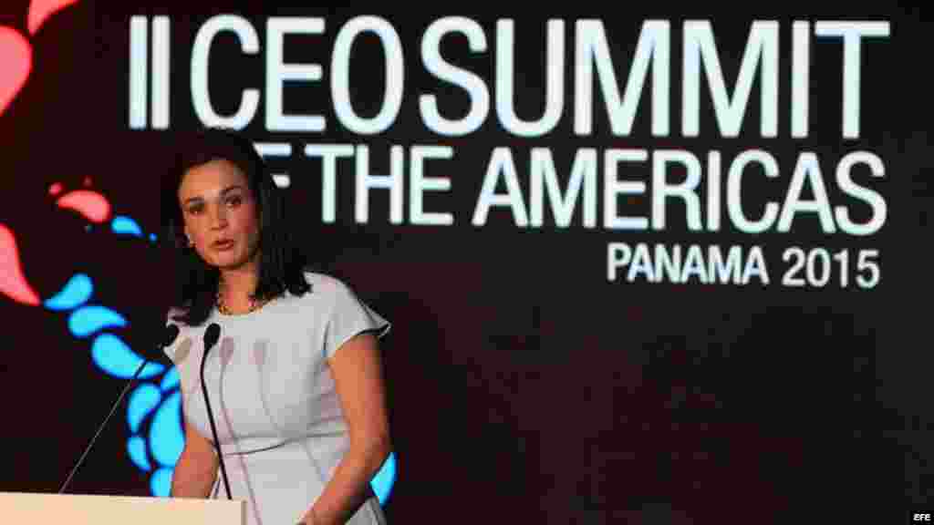 La vicepresidenta y canciller panameña, Isabel De Saint Malo de Alvarado, participa de la ceremonia inaugural de la cumbre empresarial II CEO Summit of the Americas.