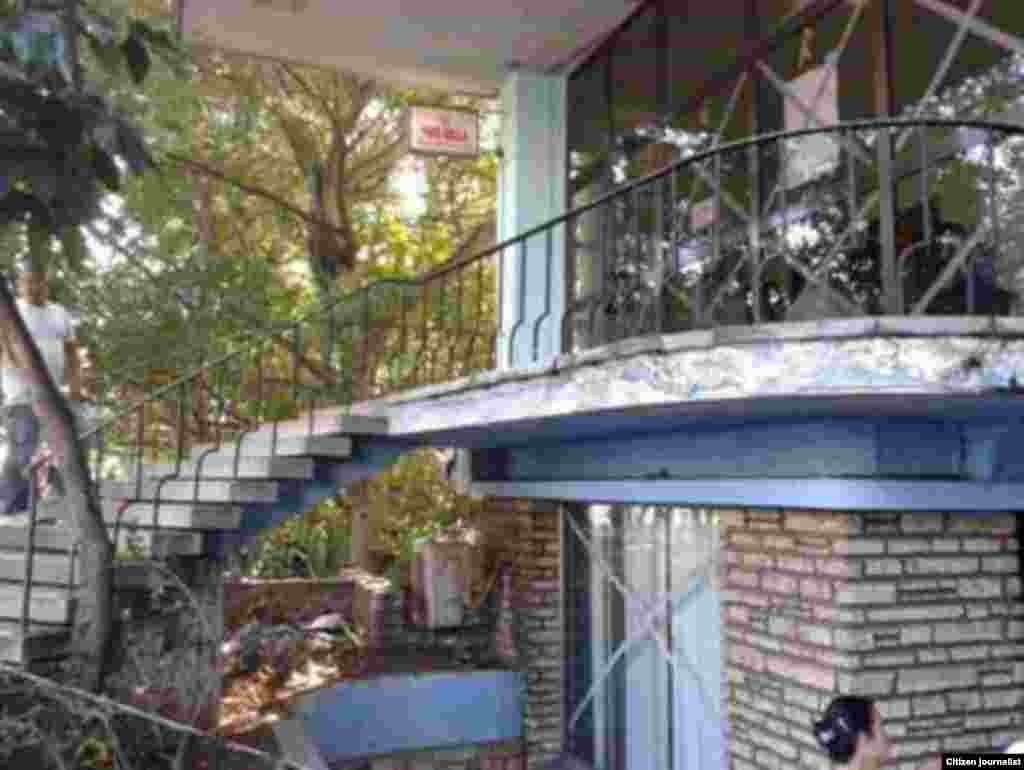 La notaria de 23 y J en El Vedado, La Habana. Foto Rebeca Monzó